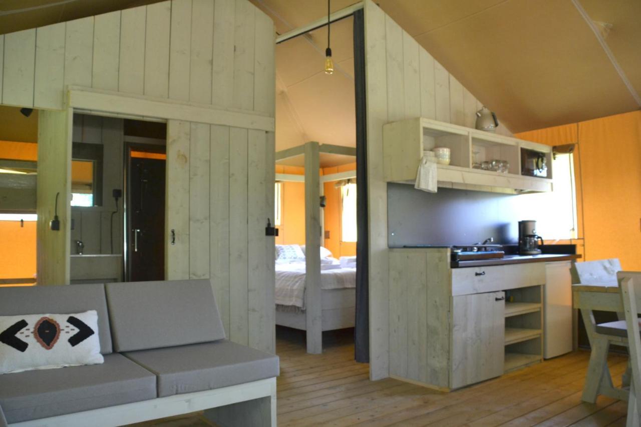Готель Modern Nomads Thenon Екстер'єр фото